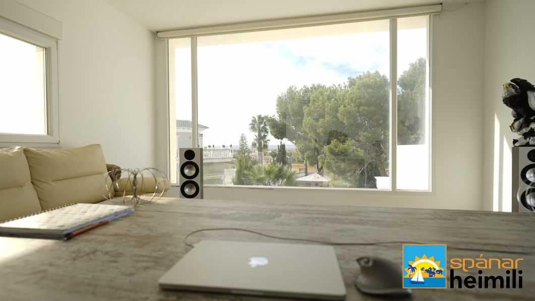 4 bedroom Villa for sale in Rojales with pool - € 661,000 (Ref: 9404335)