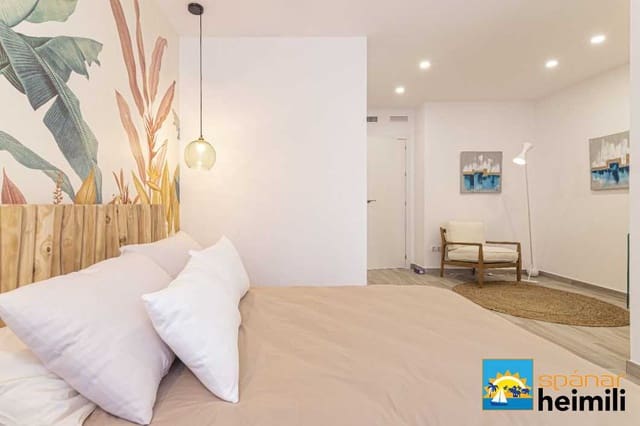 2 makuuhuone Paritalo myytävänä paikassa La Manga del Mar Menor mukana uima-altaan - 223 376 € (Ref: 9404337)