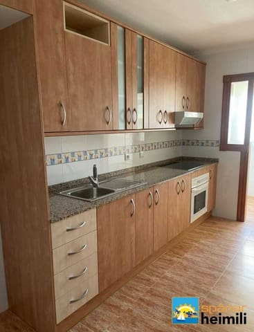 3 Zimmer Apartment zu verkaufen in La Manga del Mar Menor mit Pool - 168.000 € (Ref: 9404338)