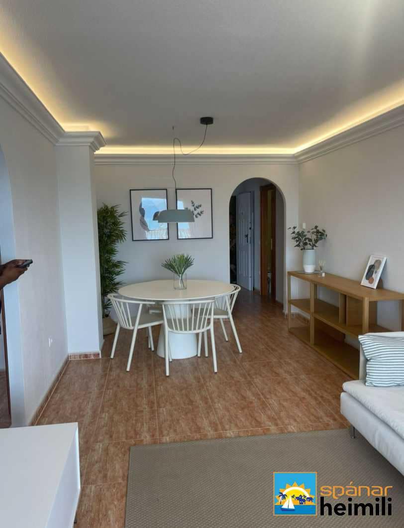 3 Zimmer Apartment zu verkaufen in La Manga del Mar Menor mit Pool - 168.000 € (Ref: 9404338)