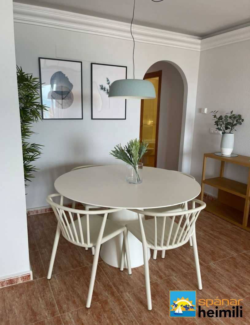 3 Zimmer Apartment zu verkaufen in La Manga del Mar Menor mit Pool - 168.000 € (Ref: 9404338)