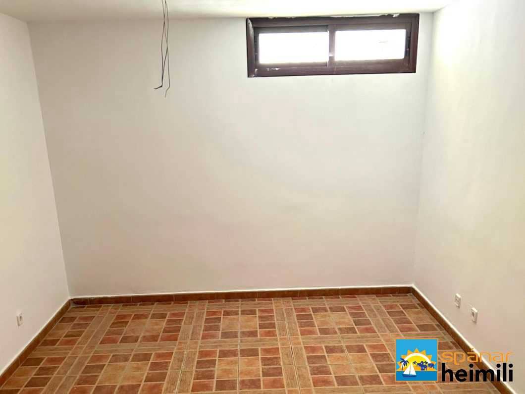 2 sovrum Hus till salu i Portman med pool - 128 000 € (Ref: 9404340)