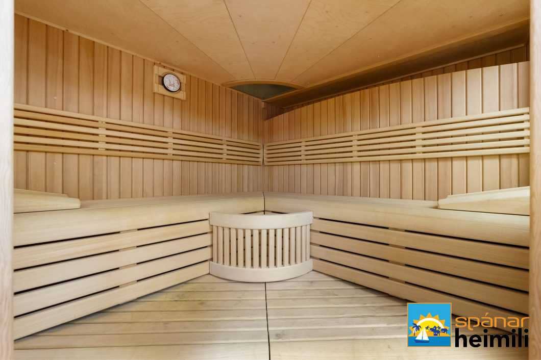 3 bedroom Villa for sale in Orihuela with pool - € 580,000 (Ref: 9404343)