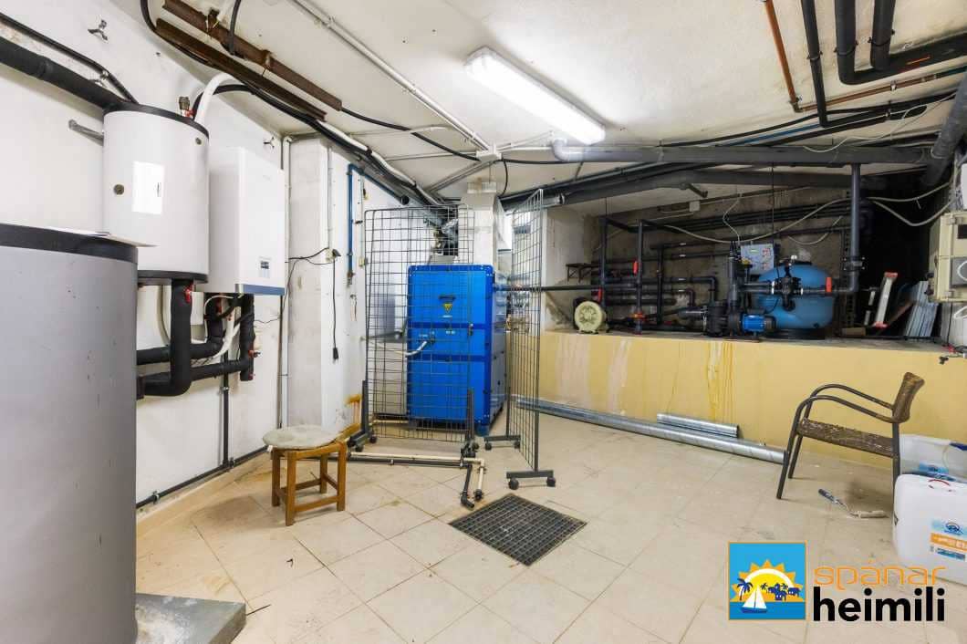 3 bedroom Villa for sale in Orihuela with pool - € 580,000 (Ref: 9404343)