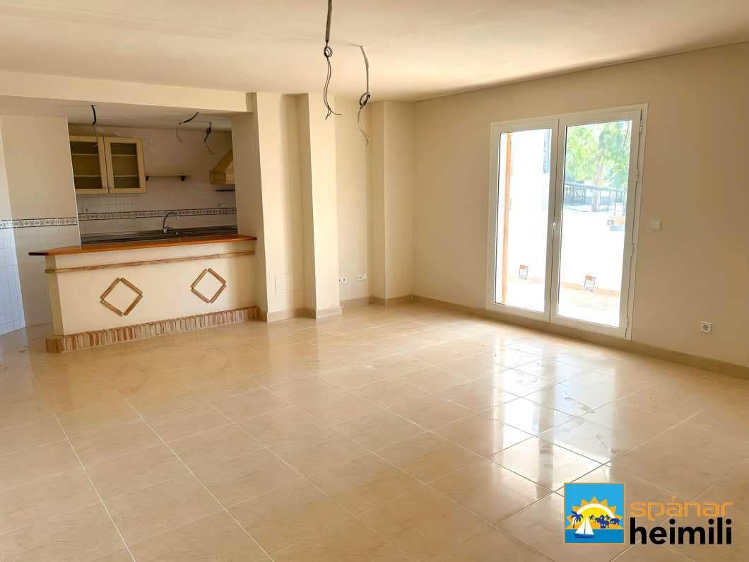 3 makuuhuone Huoneisto myytävänä paikassa Portman mukana uima-altaan - 165 000 € (Ref: 9404344)