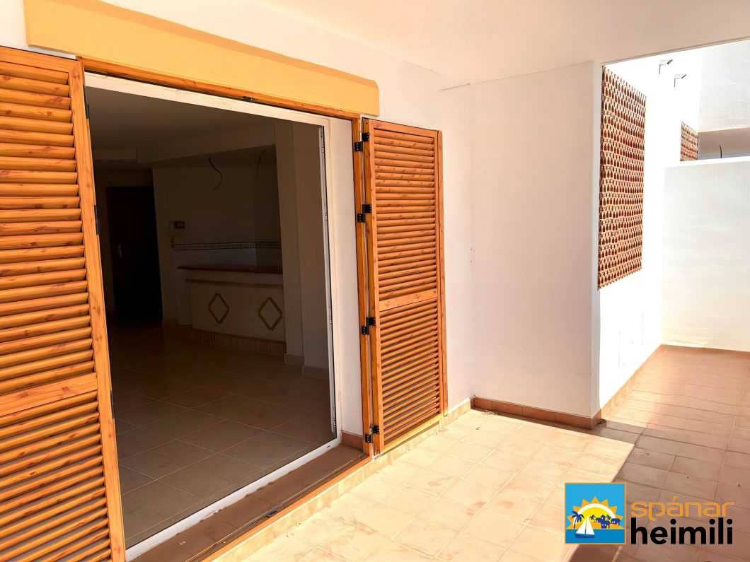 3 makuuhuone Huoneisto myytävänä paikassa Portman mukana uima-altaan - 165 000 € (Ref: 9404344)