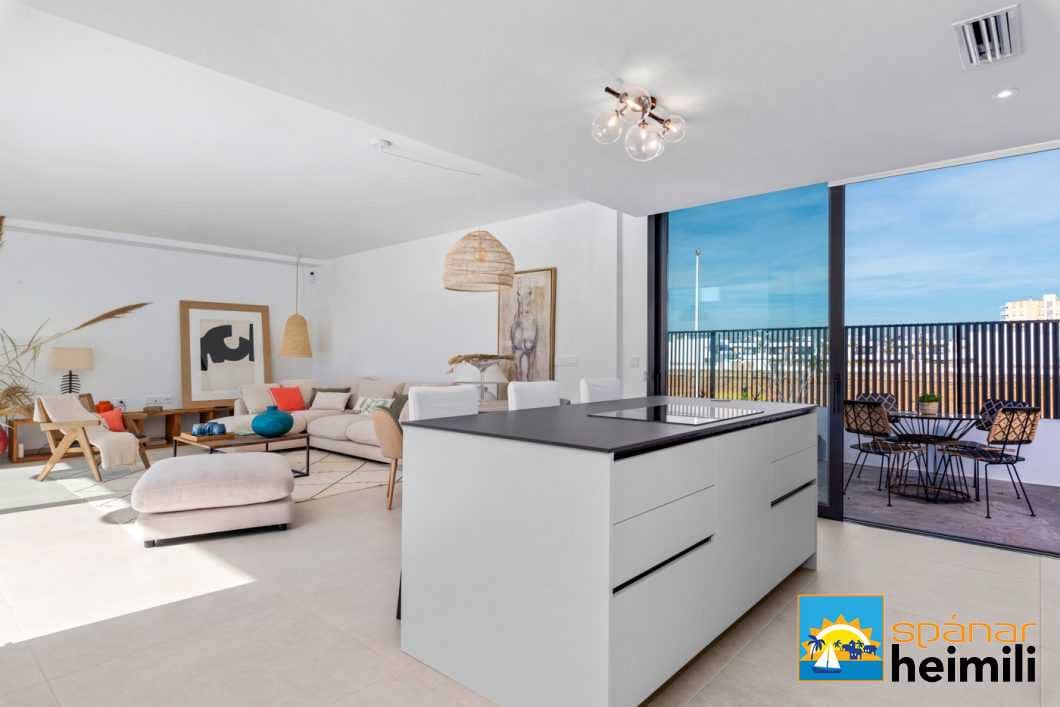 3 bedroom Villa for sale in Mar de Cristal with pool - € 549,000 (Ref: 9404346)