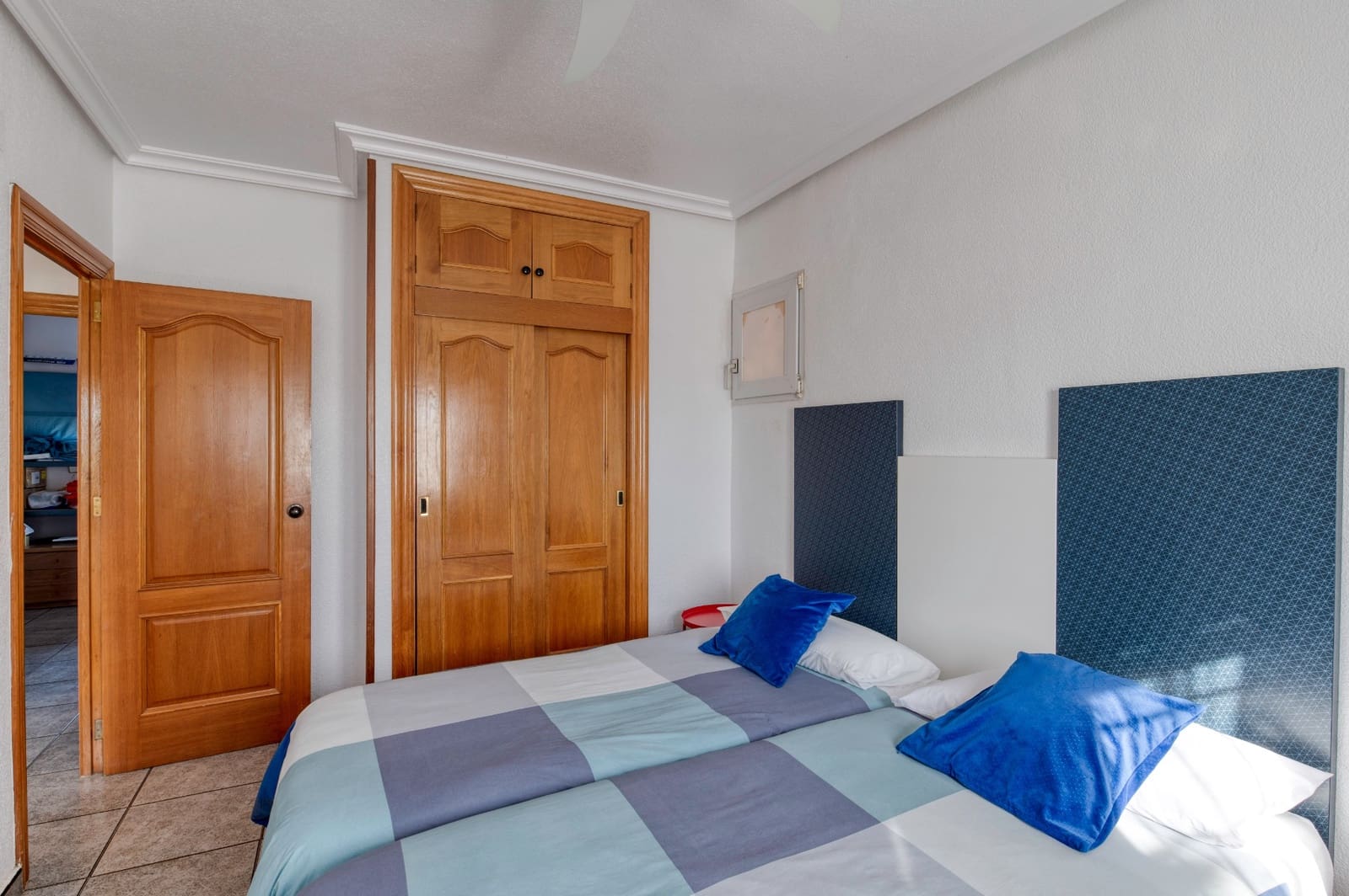 Chalet de 7 habitaciones en Playa Honda en venta con piscina - 895.000 € (Ref: 9404356)