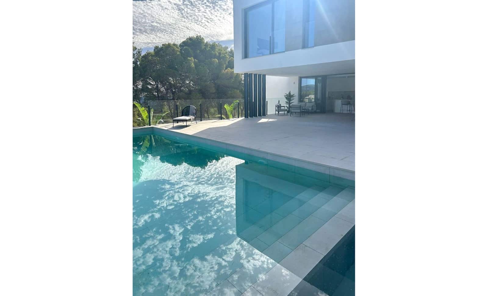 5 sovrum Villa till salu i Moraira med pool - 1 585 000 € (Ref: 9404368)