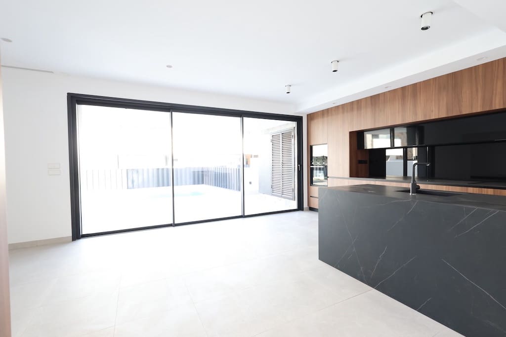 3 makuuhuone Huvila myytävänä paikassa Torre-Pacheco mukana uima-altaan - 549 000 € (Ref: 9404375)