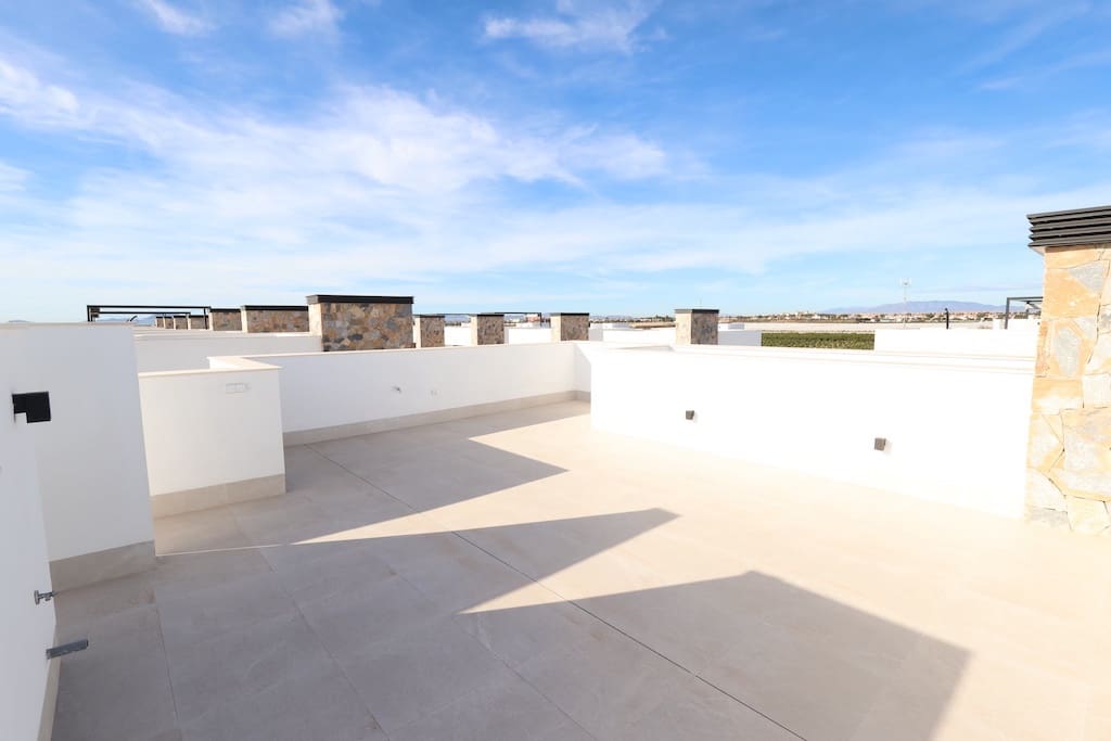 3 makuuhuone Huvila myytävänä paikassa Torre-Pacheco mukana uima-altaan - 549 000 € (Ref: 9404375)