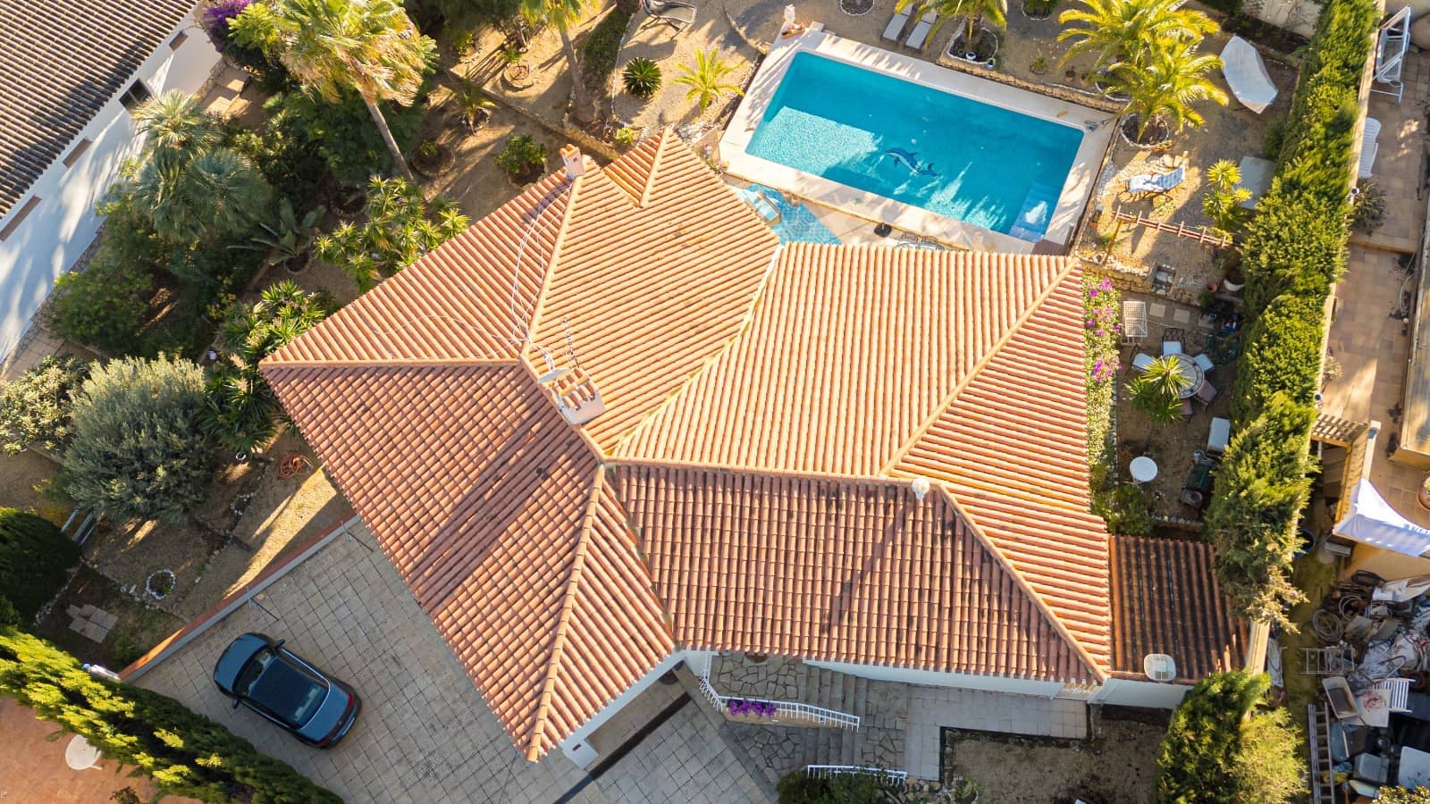 3 bedroom Villa for sale in La Nucia with pool - € 625,000 (Ref: 9404380)