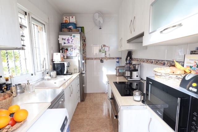 2 sypialnia Willa na sprzedaż w La Zenia, Orihuela z basenem - 250 000 € (Ref: 9404402)