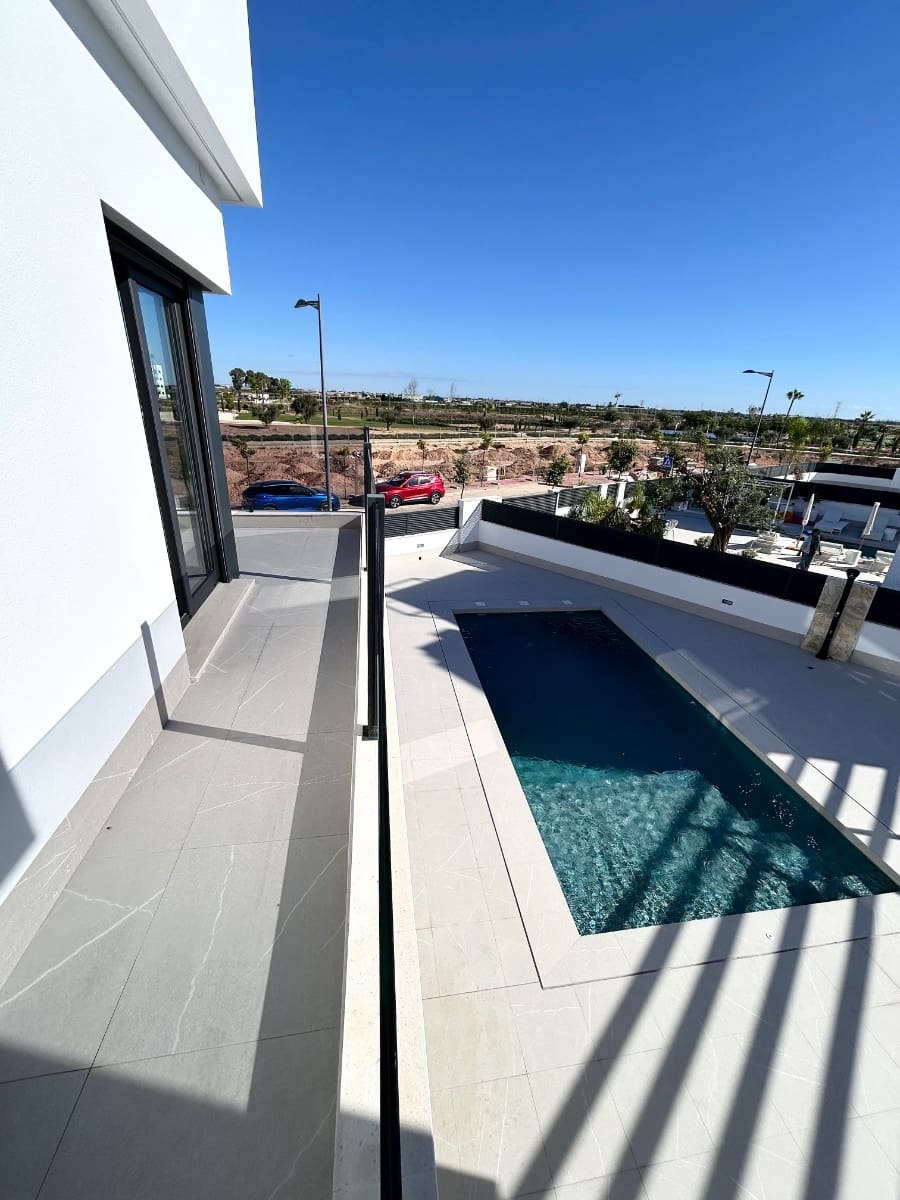 4 Zimmer Villa zu verkaufen in Torre-Pacheco mit Pool - 830.000 € (Ref: 9410155)