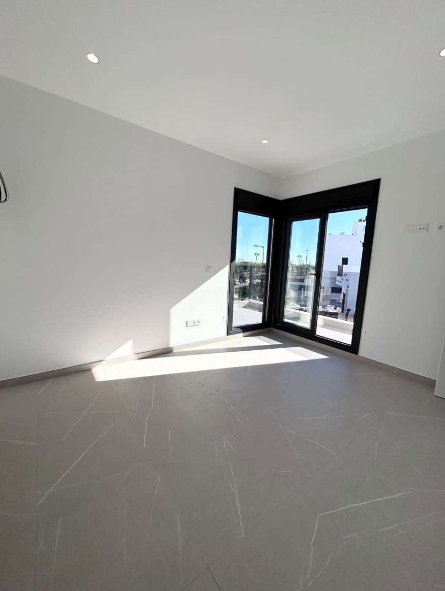 4 Zimmer Villa zu verkaufen in Torre-Pacheco mit Pool - 830.000 € (Ref: 9410155)