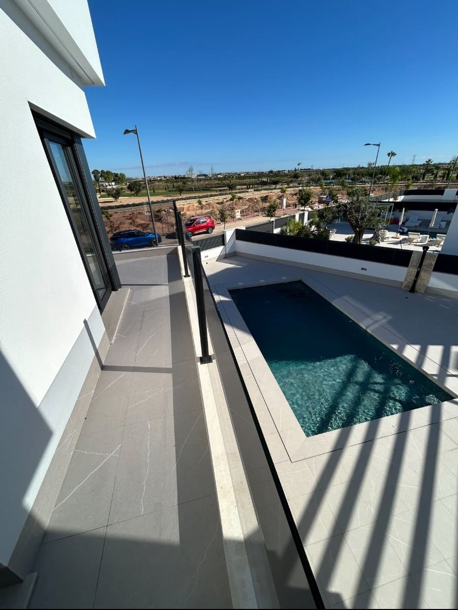 4 Zimmer Villa zu verkaufen in Torre-Pacheco mit Pool - 830.000 € (Ref: 9410155)