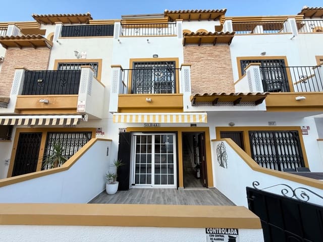 4 chambre Maison de Ville à vendre à Cabo Roig, Orihuela avec piscine - 229 000 € (Ref: 9414957)