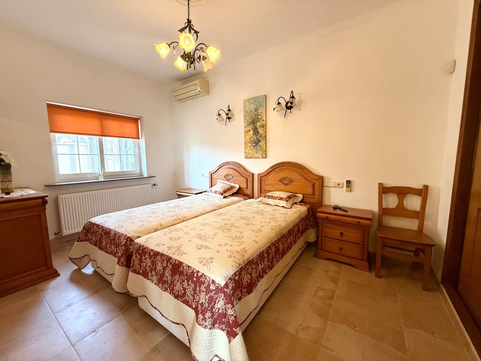 6 quarto Moradia para venda em Los Alcazares com piscina - 1 090 000 € (Ref: 9421754)