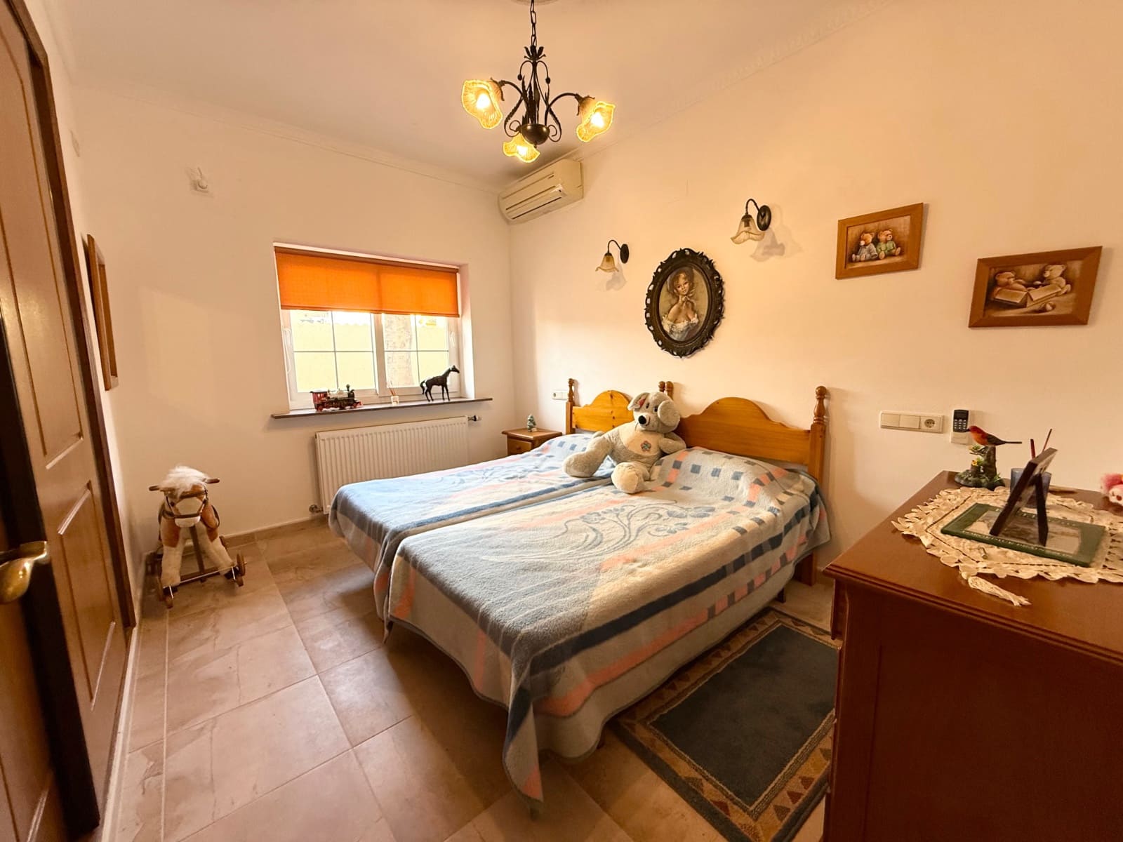 6 quarto Moradia para venda em Los Alcazares com piscina - 1 090 000 € (Ref: 9421754)