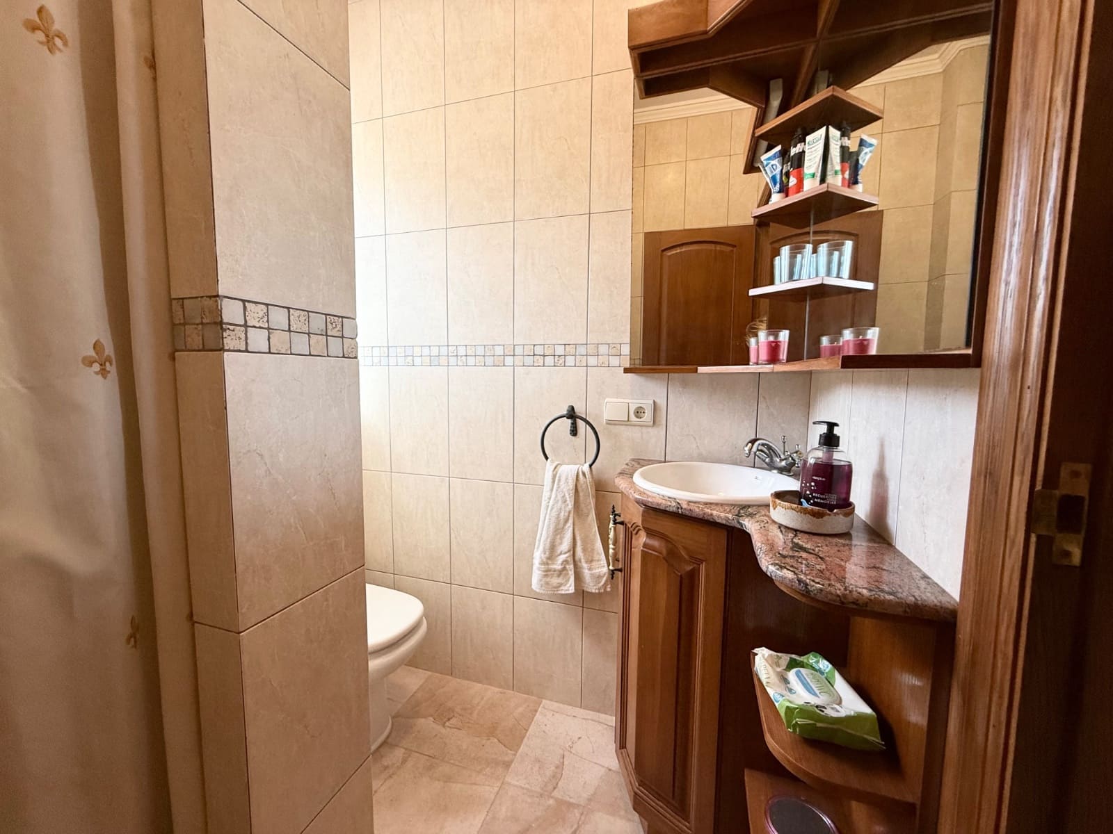 6 quarto Moradia para venda em Los Alcazares com piscina - 1 090 000 € (Ref: 9421754)