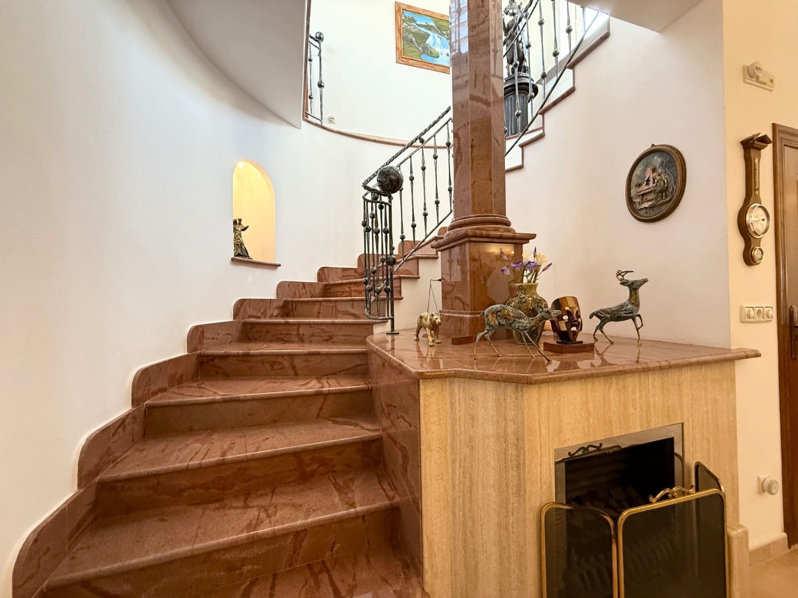 6 quarto Moradia para venda em Los Alcazares com piscina - 1 090 000 € (Ref: 9421754)