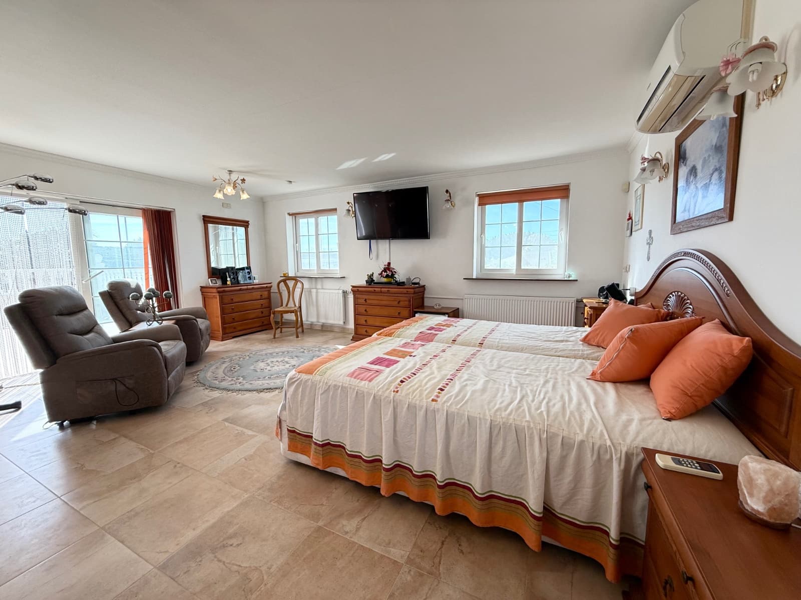 6 quarto Moradia para venda em Los Alcazares com piscina - 1 090 000 € (Ref: 9421754)