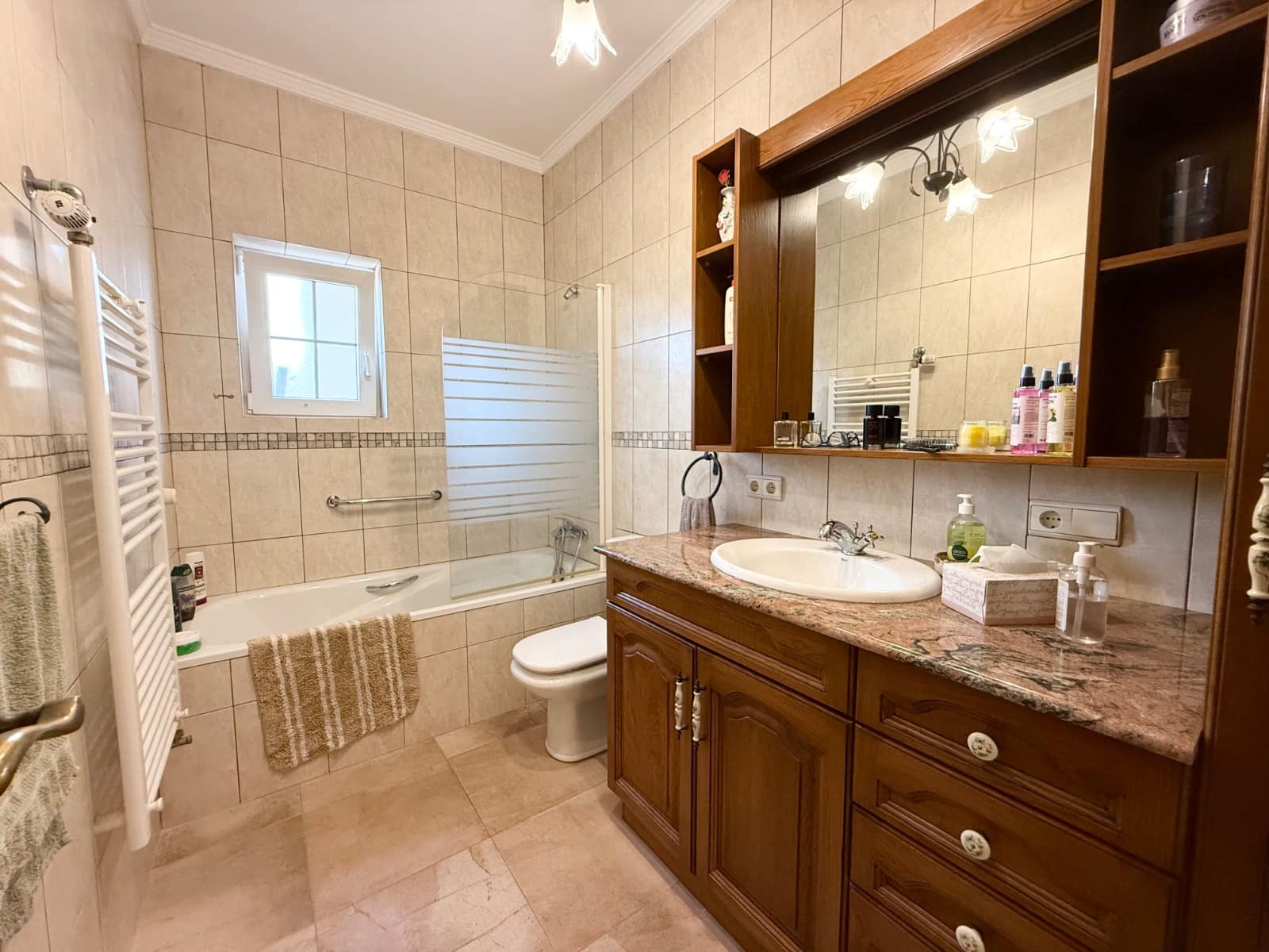 6 quarto Moradia para venda em Los Alcazares com piscina - 1 090 000 € (Ref: 9421754)