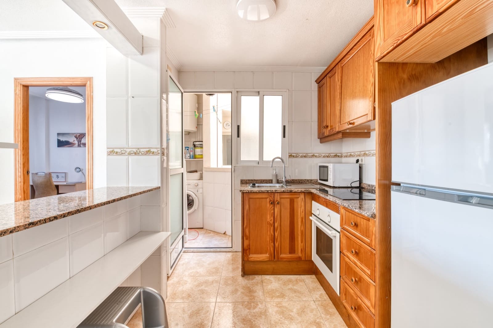 2 slaapkamer Appartement te koop in Torrevieja met zwembad - € 139.900 (Ref: 9425824)