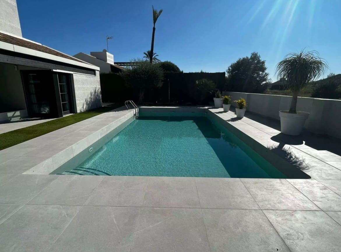 4 bedroom Villa for sale in Sucina with pool - € 995,000 (Ref: 9426421)