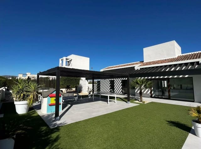 4 bedroom Villa for sale in Sucina, Murcia city with pool - € 995,000 (Ref: 9426421)