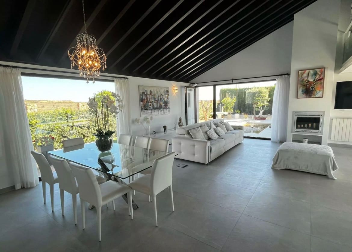 4 bedroom Villa for sale in Sucina with pool - € 995,000 (Ref: 9426421)