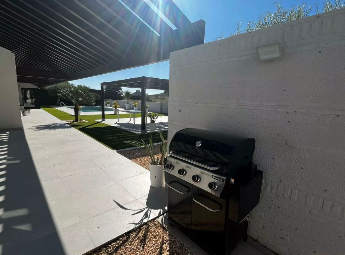 4 bedroom Villa for sale in Sucina with pool - € 995,000 (Ref: 9426421)