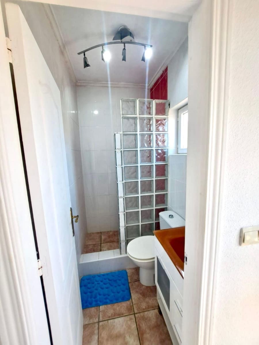 2 bedroom Villa for sale in Playa Flamenca with pool - € 264,000 (Ref: 9460714)