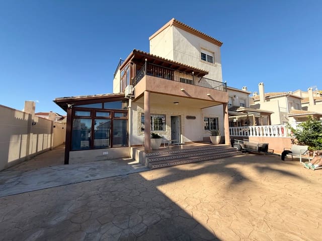 5 sypialnia Willa na sprzedaż w Cabo Roig, Orihuela z basenem - 495 000 € (Ref: 9464988)