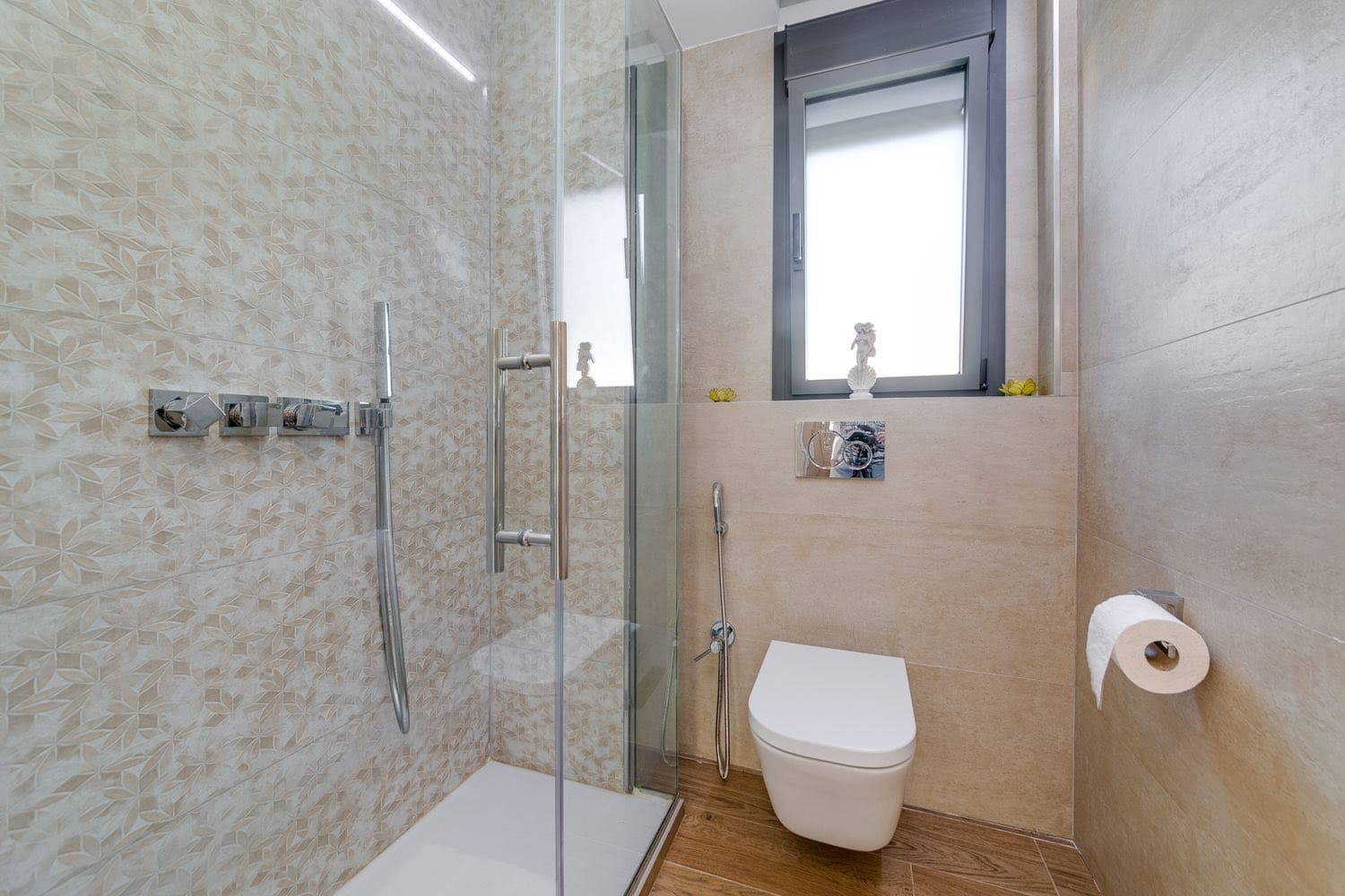 3 makuuhuone Huvila myytävänä paikassa Los Balcones mukana uima-altaan - 1 250 000 € (Ref: 9469934)