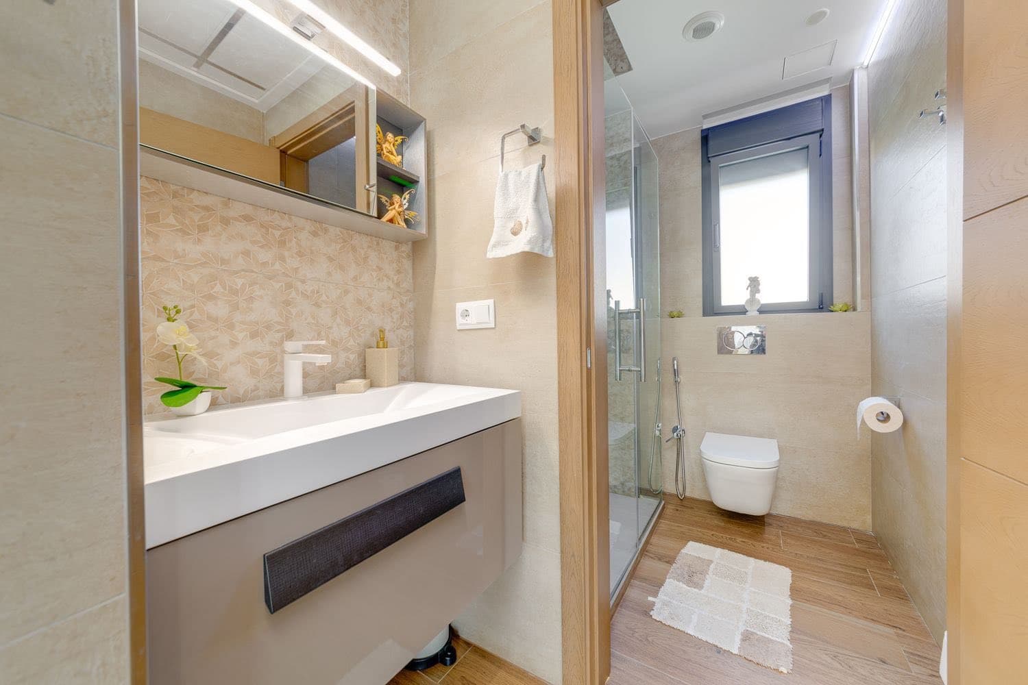 3 makuuhuone Huvila myytävänä paikassa Los Balcones mukana uima-altaan - 1 250 000 € (Ref: 9469934)