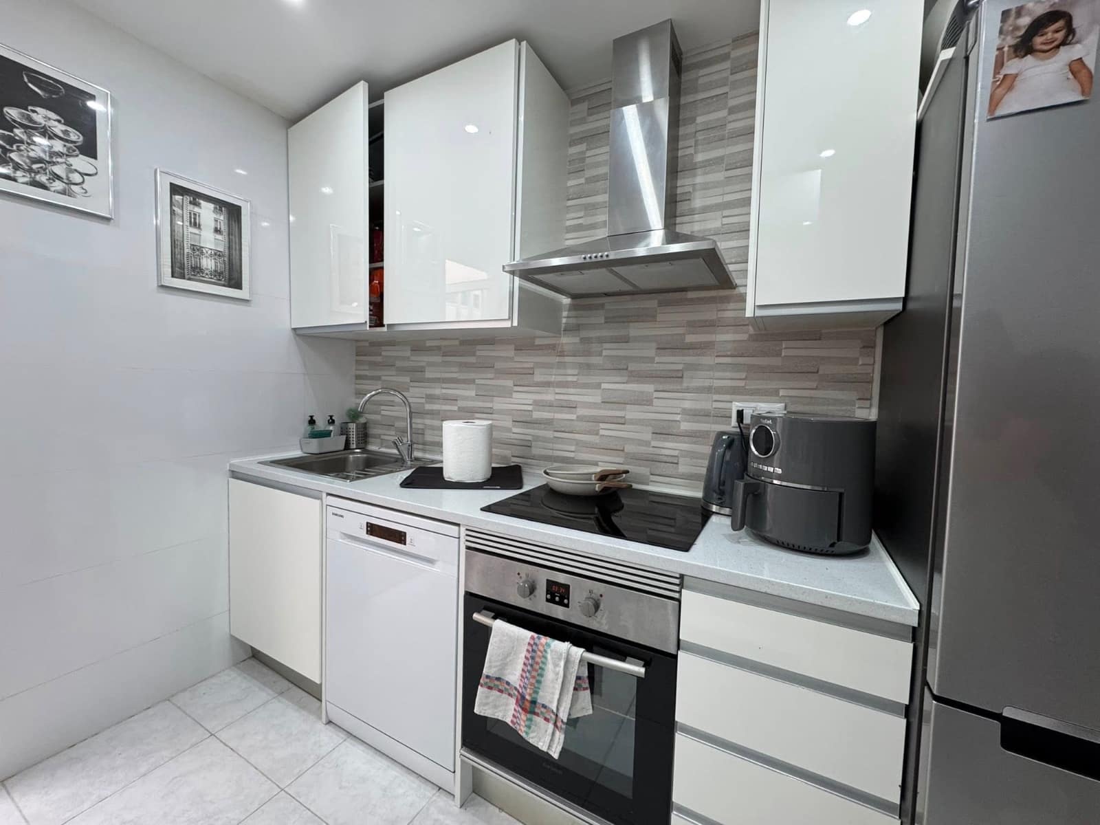 3 slaapkamer Appartement te koop in La Zenia met zwembad - € 169.900 (Ref: 9469935)