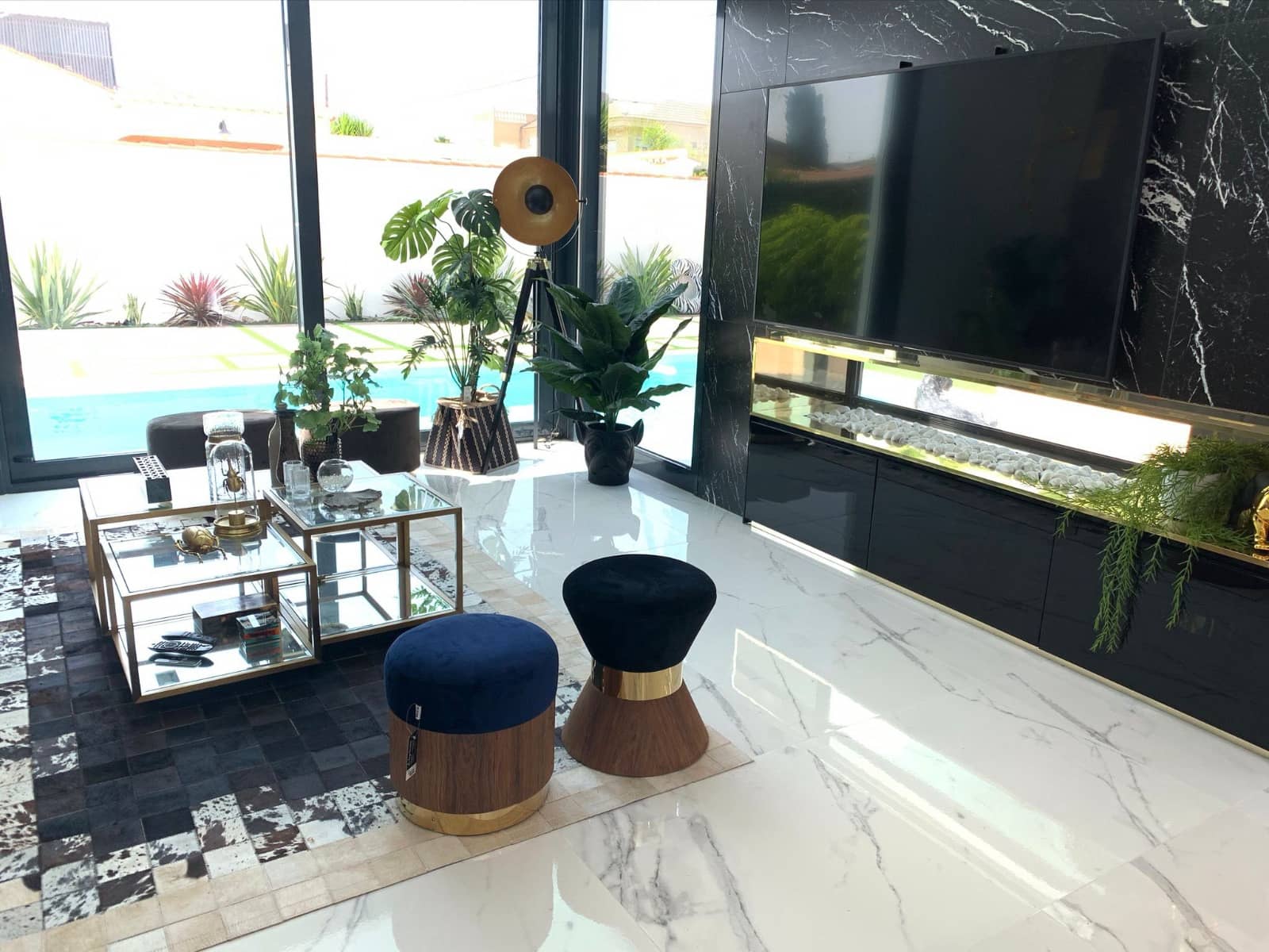 Chalet de 3 habitaciones en Torrevieja en venta con piscina - 750.000 € (Ref: 9469937)