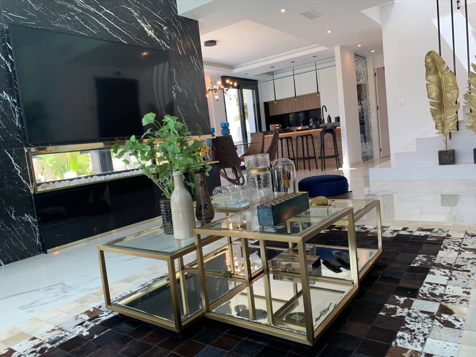 Chalet de 3 habitaciones en Torrevieja en venta con piscina - 750.000 € (Ref: 9469937)