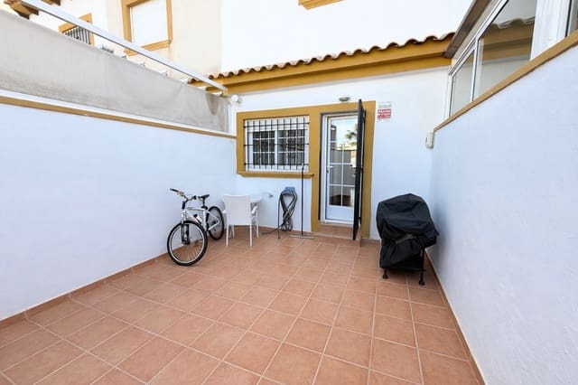 3 slaapkamer Huis te koop in Cabo Roig, Orihuela met zwembad - € 184.000 (Ref: 9525669)