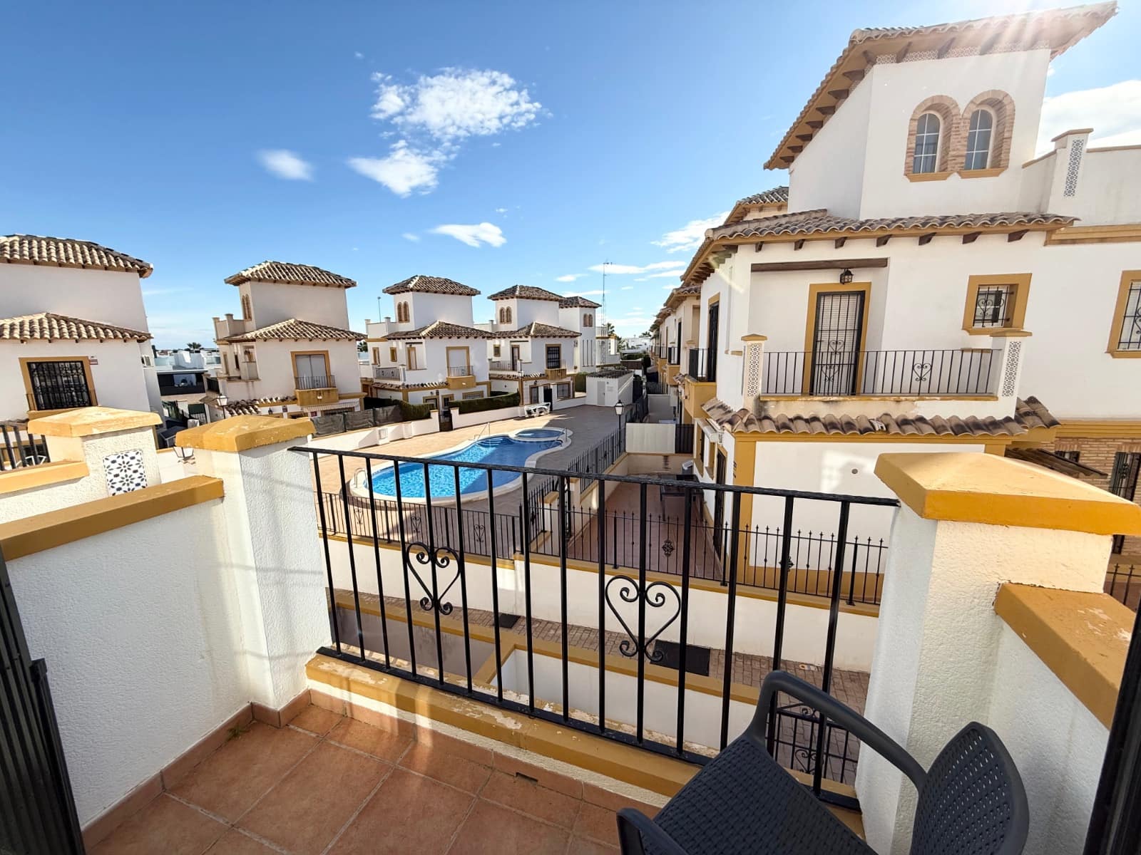 3 slaapkamer Huis te koop in Cabo Roig met zwembad - € 184.000 (Ref: 9525669)