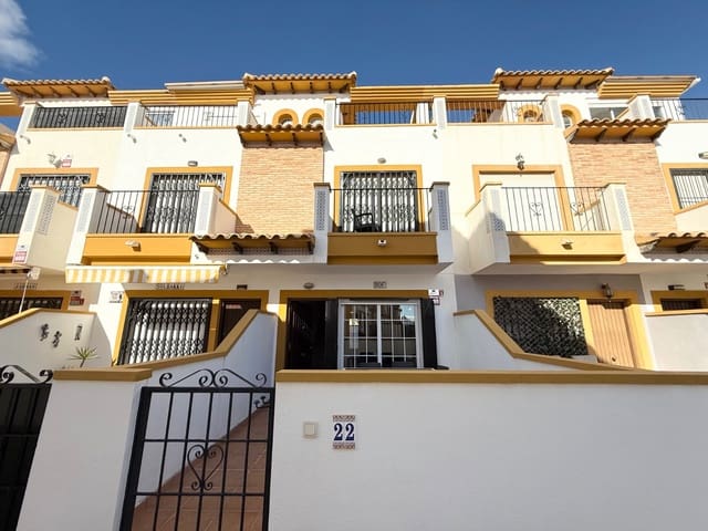 3 slaapkamer Huis te koop in Cabo Roig, Orihuela met zwembad - € 184.000 (Ref: 9525669)
