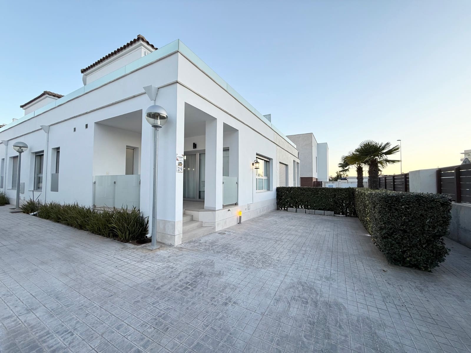 3 quarto Moradia para venda em Villamartin com piscina - 289 000 € (Ref: 9549931)