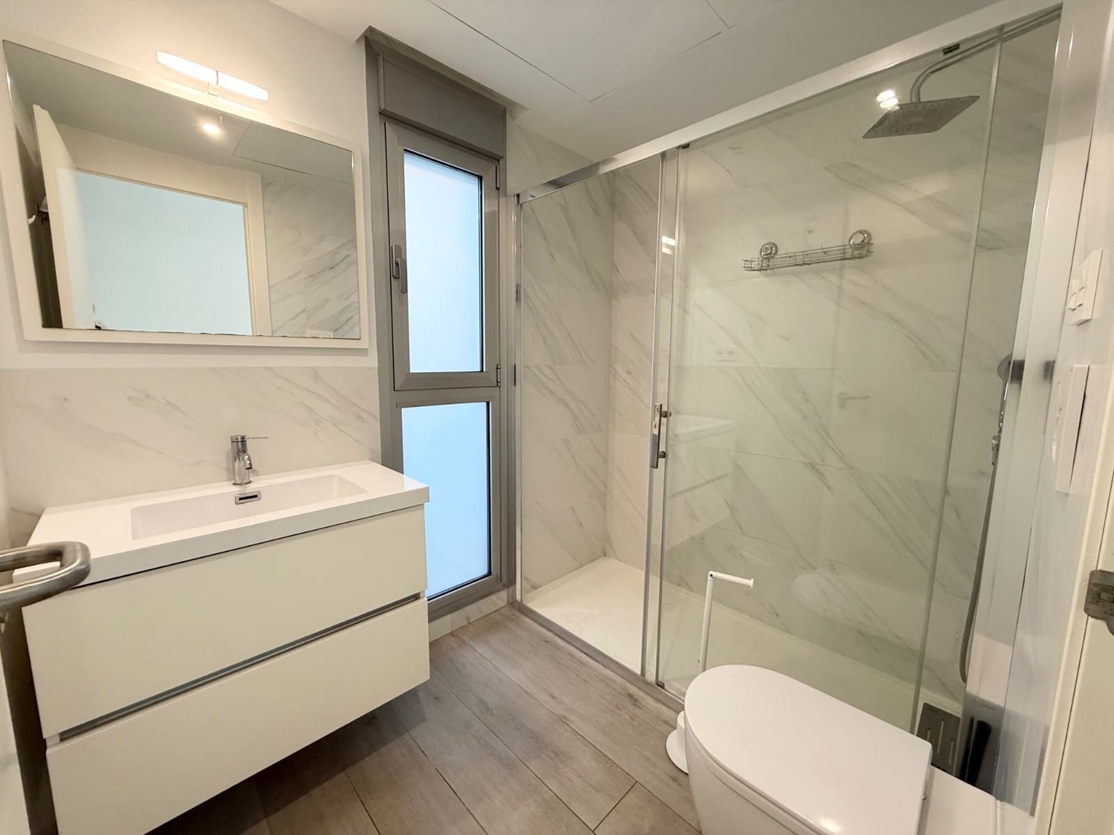 3 quarto Moradia para venda em Villamartin com piscina - 289 000 € (Ref: 9549931)