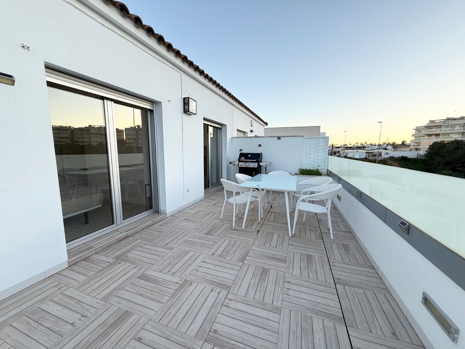 3 quarto Moradia para venda em Villamartin com piscina - 289 000 € (Ref: 9549931)