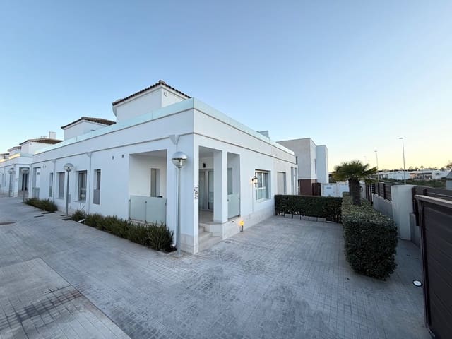 3 quarto Moradia para venda em Villamartin, Orihuela com piscina - 289 000 € (Ref: 9549931)