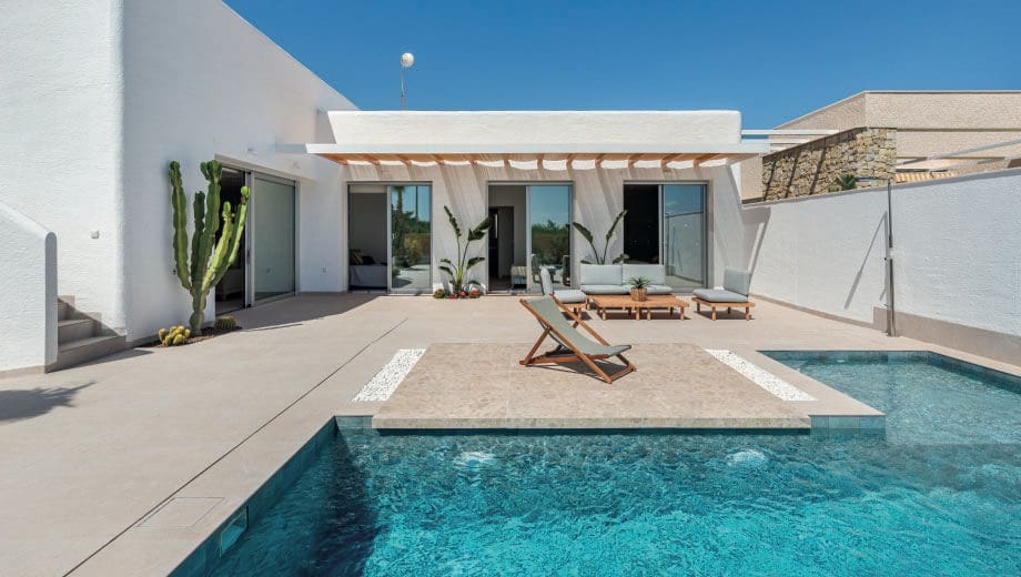 Pareado de 3 habitaciones en Dolores en venta con piscina - 459.900 € (Ref: 9556274)