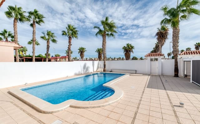 4 camera da letto Villa in vendita in Ciudad Quesada, Rojales con piscina - 695.000 € (Rif: 9558722)