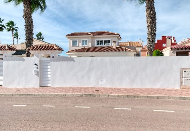 4 camera da letto Villa in vendita in Ciudad Quesada, Rojales con piscina - 695.000 € (Rif: 9558722)