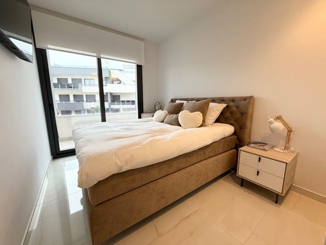 Apartamento de 3 habitaciones en Playa Flamenca, Orihuela en venta con piscina - 499.000 € (Ref: 9558976)